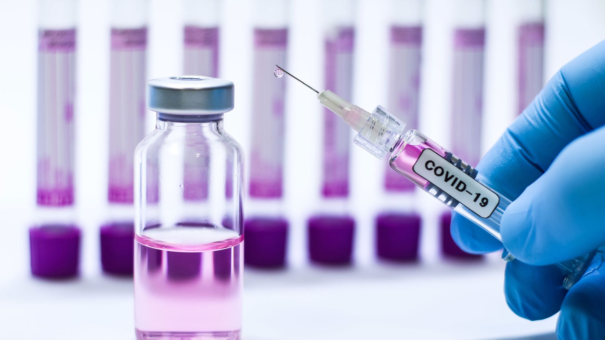 «Ъ»: в Сети мошенники предлагают купить вакцину от COVID-19 со скидкой