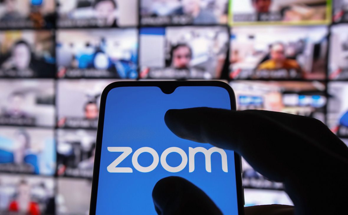 Грабители ворвались в дом к жительнице Эквадора во время урока по Zoom. Их задержали