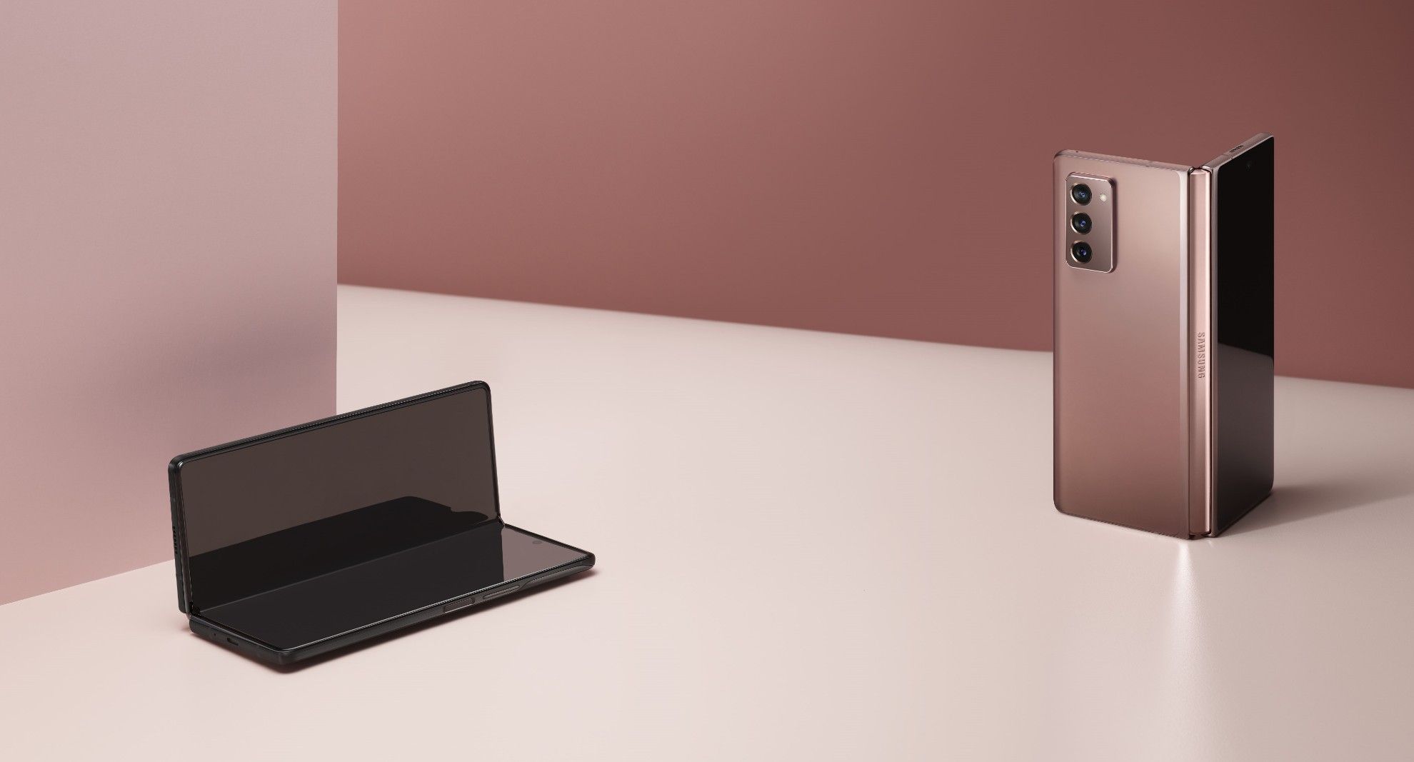 Samsung представила складной смартфон Galaxy Z Fold2