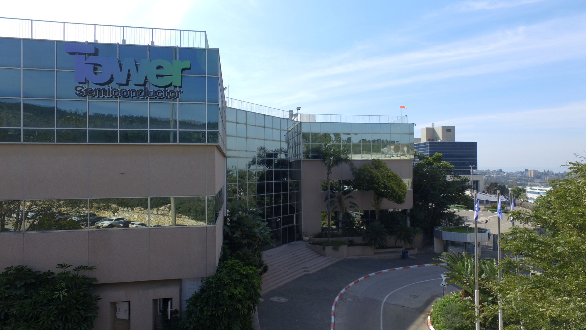 Tower Semiconductor после атаки на сервера заплатит хакерам деньги