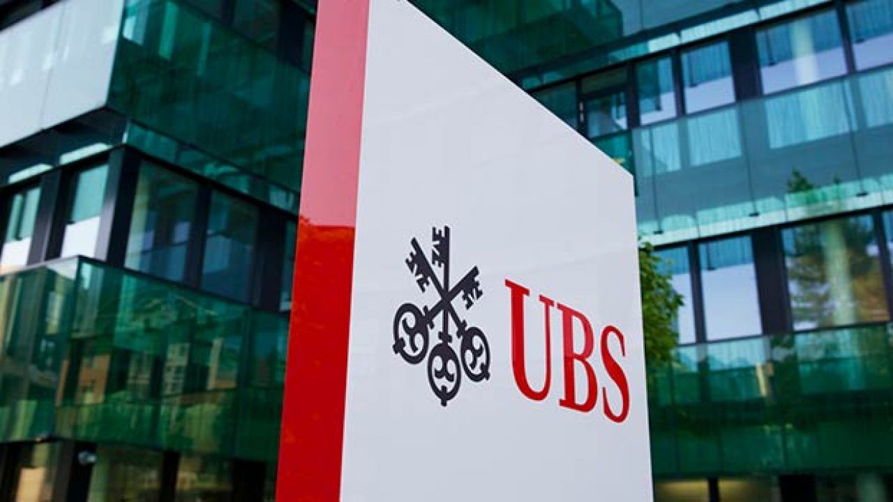 Швейцарский банк UBS переведёт трейдеров в дополненную реальность
