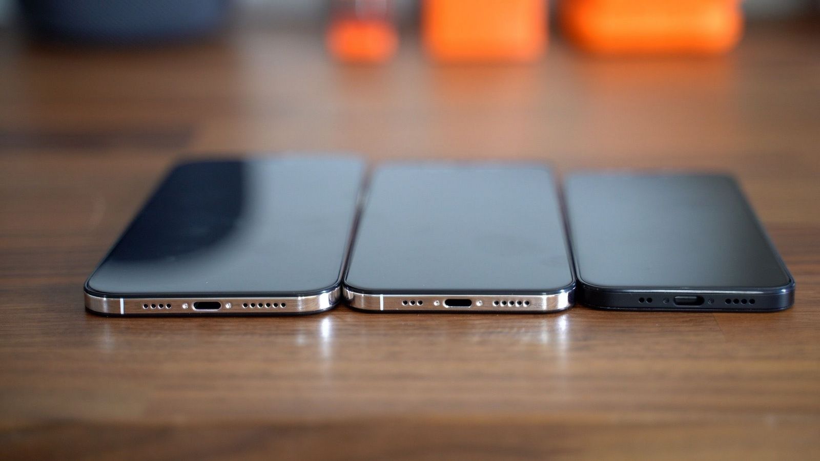 В сети появилось видео с предполагаемым корпусом iPhone 12 Pro