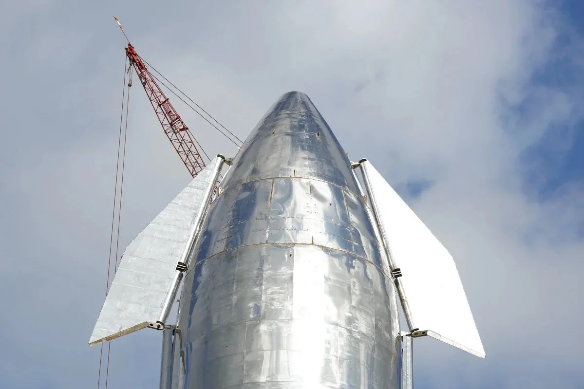 SpaceX готовит прототип корабля Starship к испытательному полету на высоту 18 км