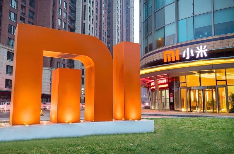 Xiaomi запатентовала «рогатый» смартфон с парой выдвижных камер