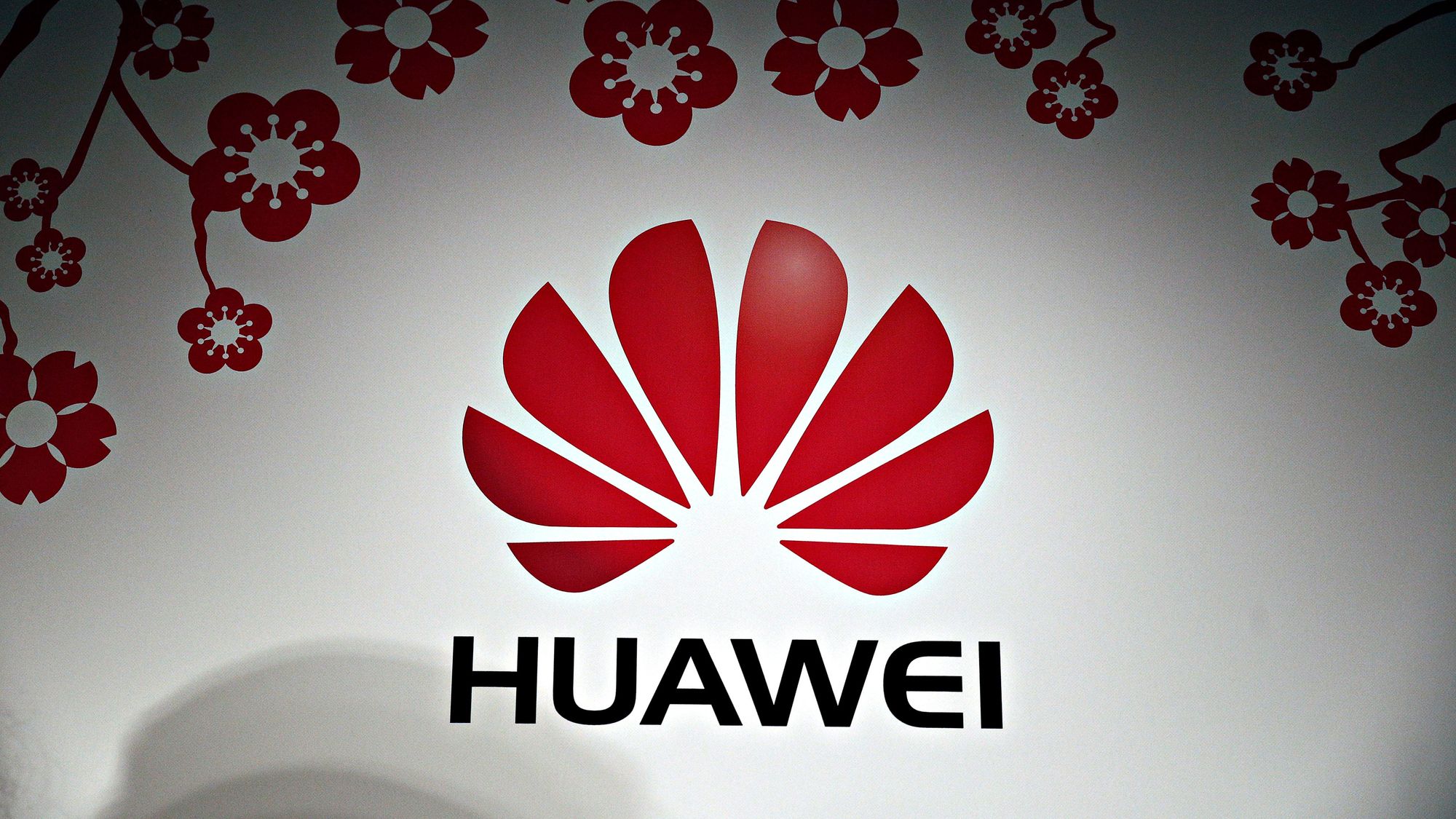 Huawei запатентовала «раскладушку» с двумя дисплеями