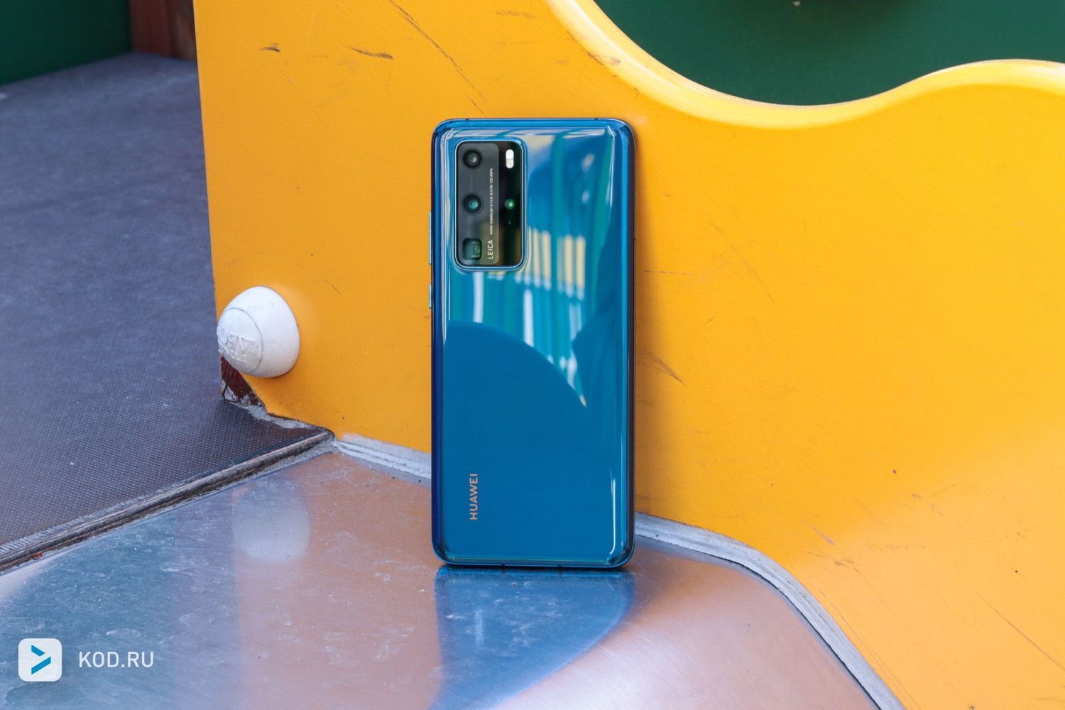 Xiaomi или TCL могут выкупить у Huawei бренд Honor