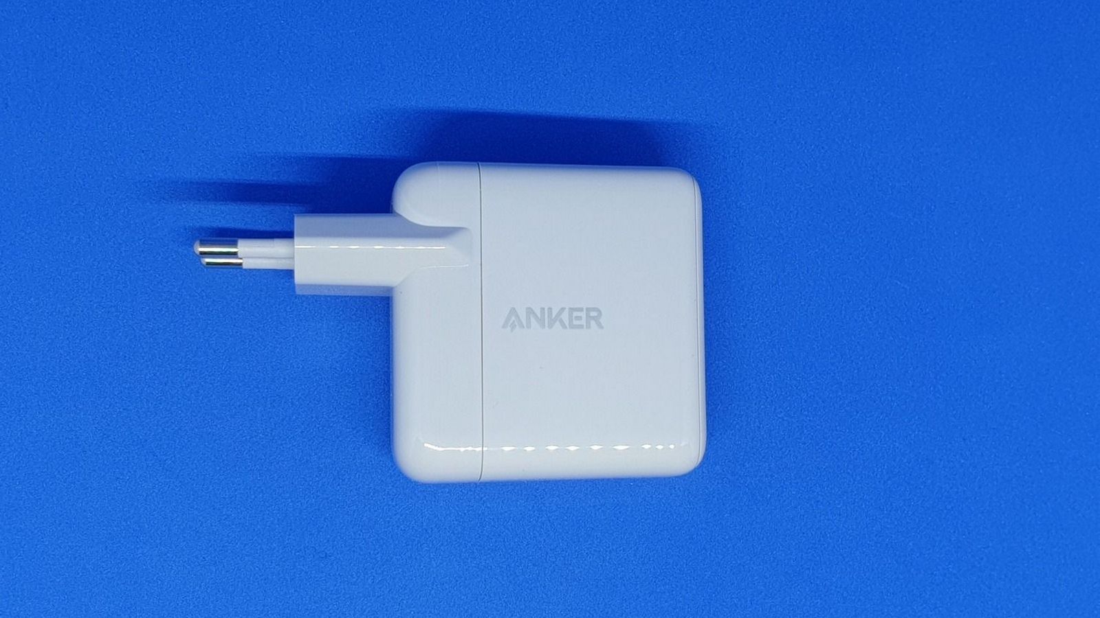 Дайджест зарядных устройств от Anker: варианты на замену отсутствующим в комплекте со смартфонами