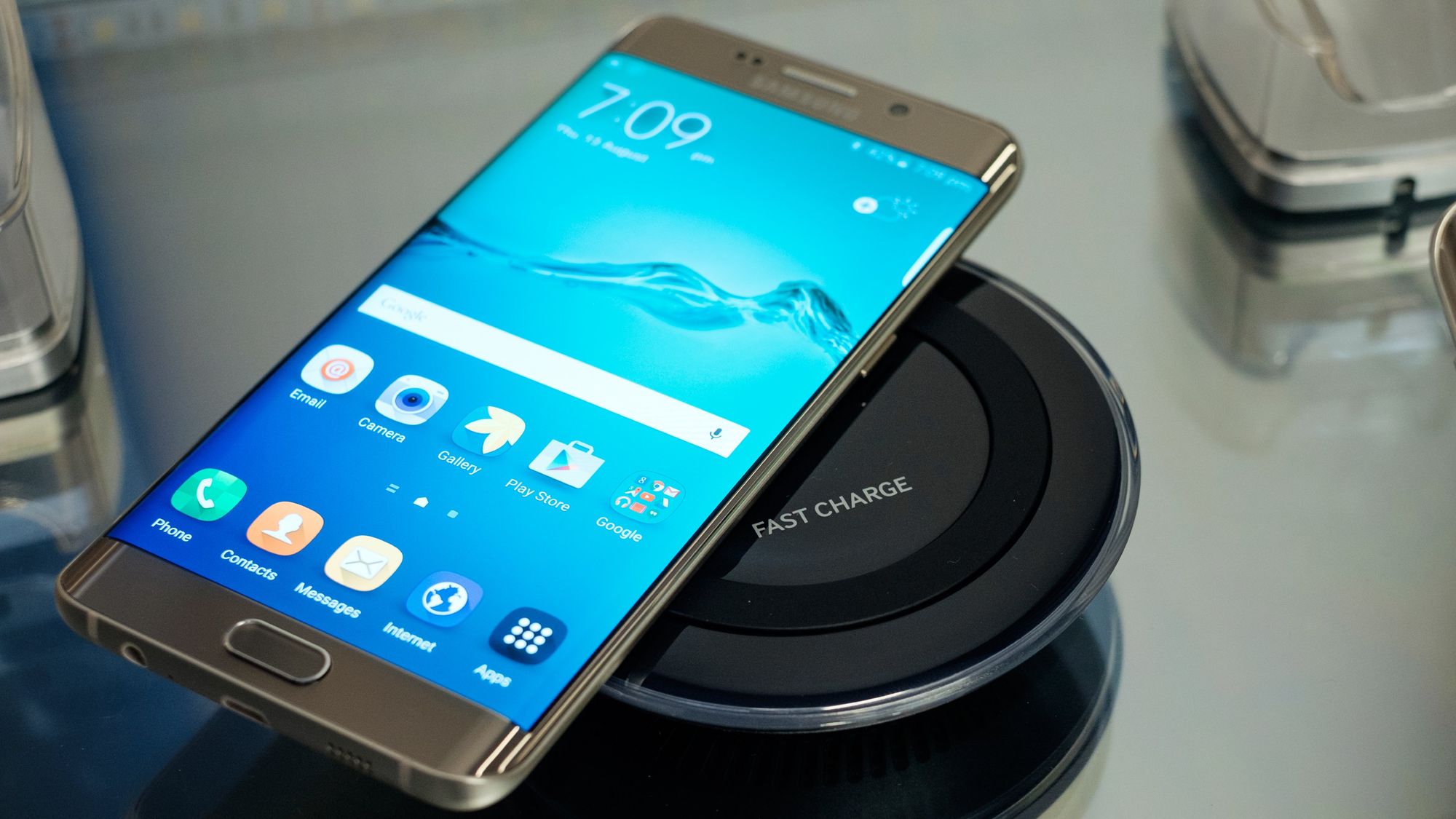 Samsung разрабатывает камеру для смартфонов на 600 мегапикселей