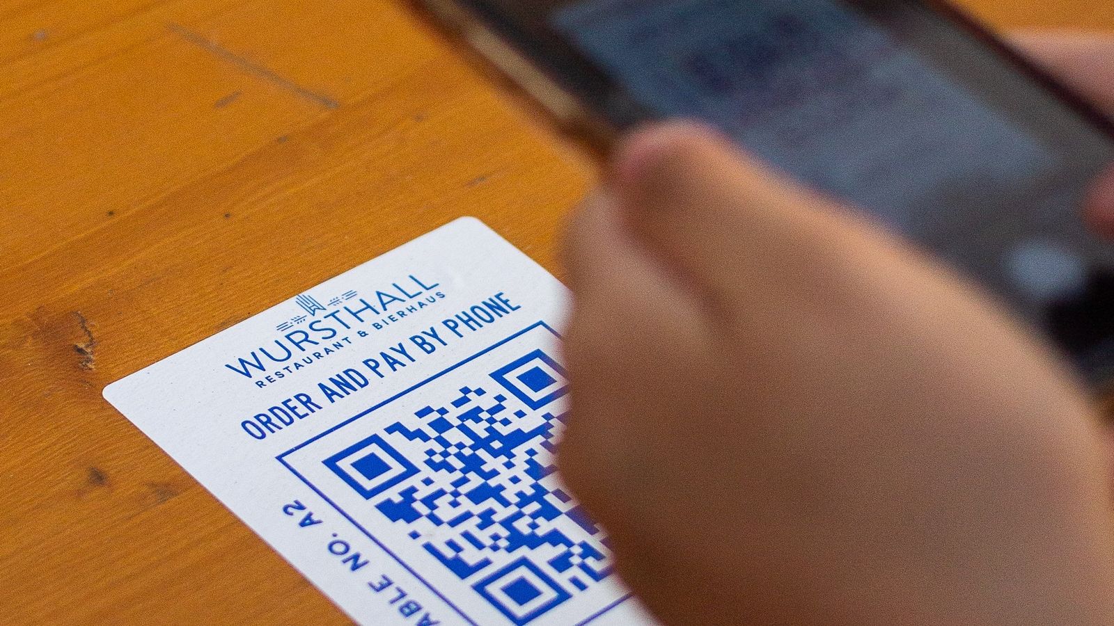 Мошенники стали чаще использовать QR-коды для обмана граждан