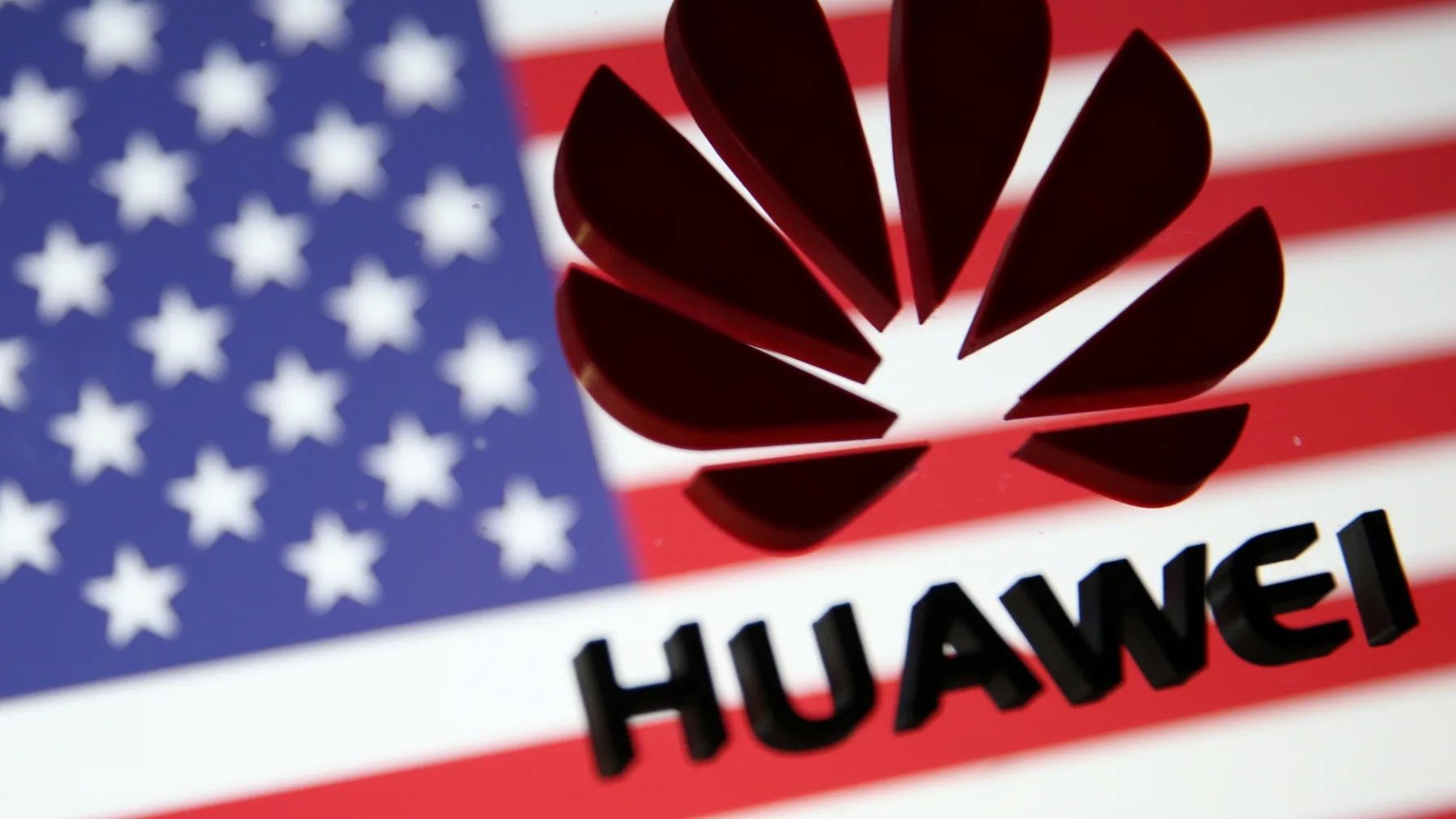 Администрация Трампа отозвала ранее выданные лицензии на работу с Huawei