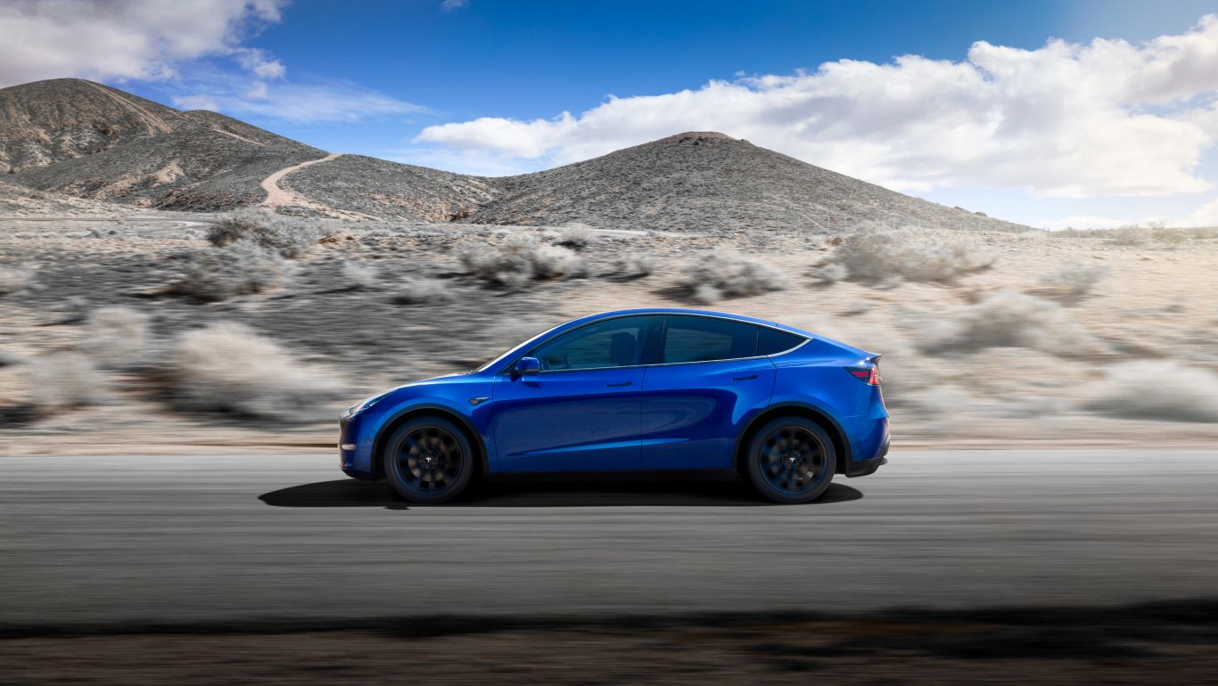 Tesla продала в Китае за 10 часов 100 000 электрокаров Model Y