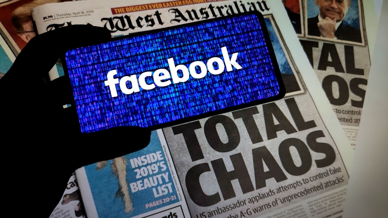 В Австралии возмущены решением Facebook удалить все новости со страниц СМИ континента