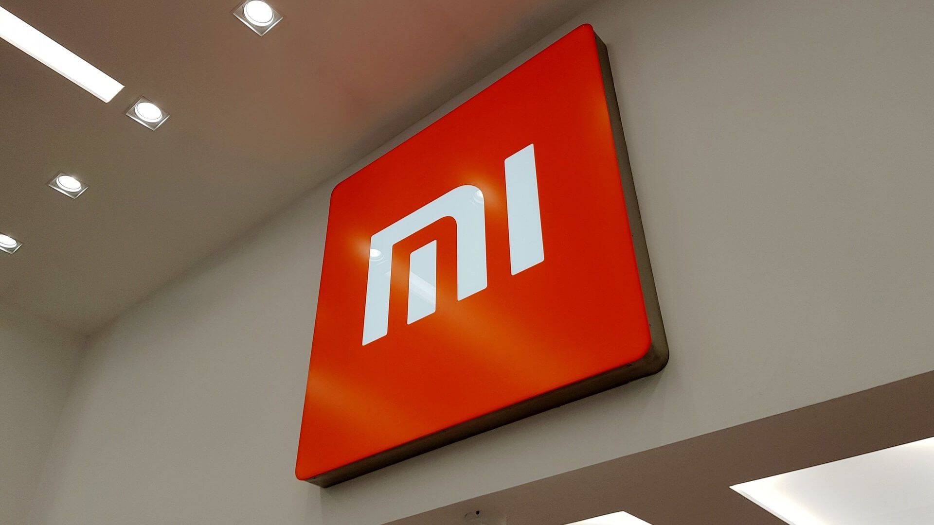 Xiaomi анонсировала выход 75-дюймового 4K-телевизора и электросамоката