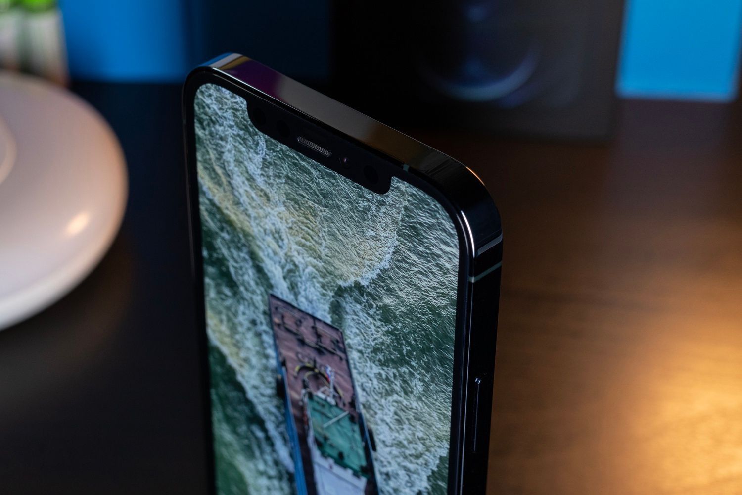Исследование: чего не хватает пользователям iPhone и Android-смартфонов?