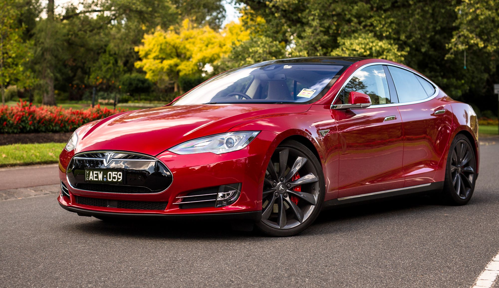 Маск опроверг сообщения об использовании автомобилей Tesla для шпионажа