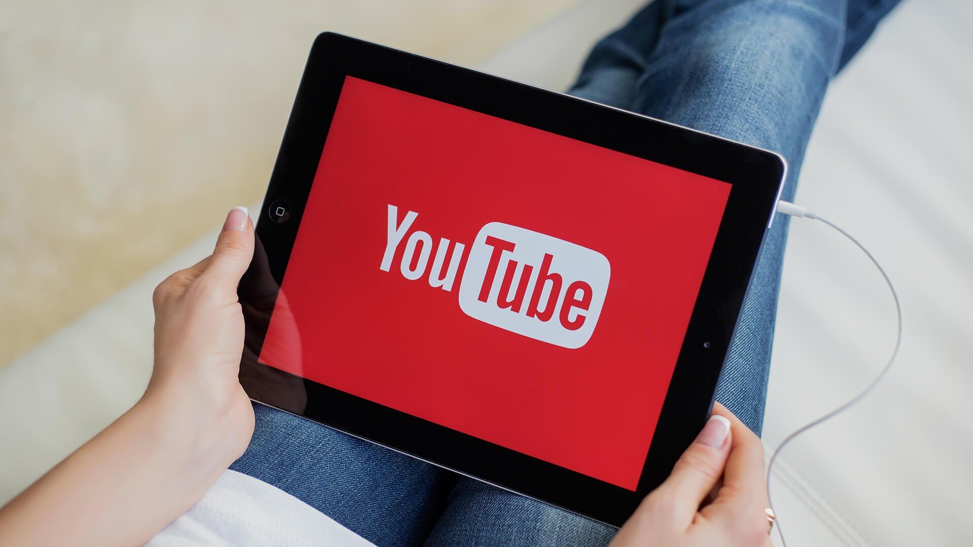 В России предложили замедлить YouTube на время майских праздников из-за неудаления запрещенного контента