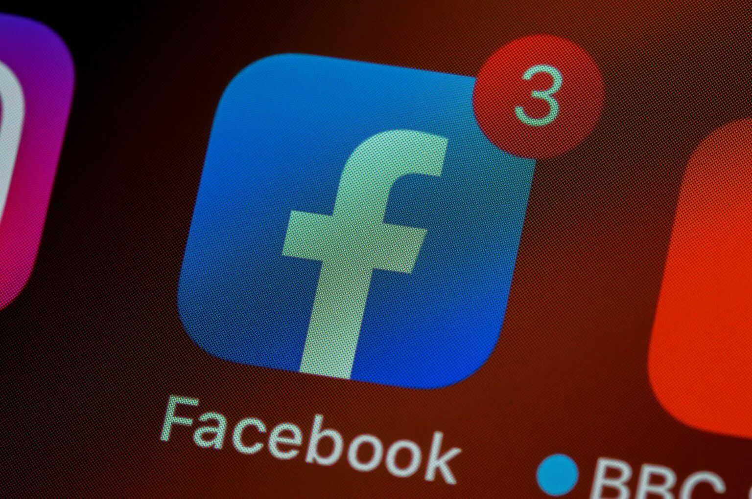 Facebook существенно ограничит рекламные инструменты из-за новых правил Apple в iOS 14.5