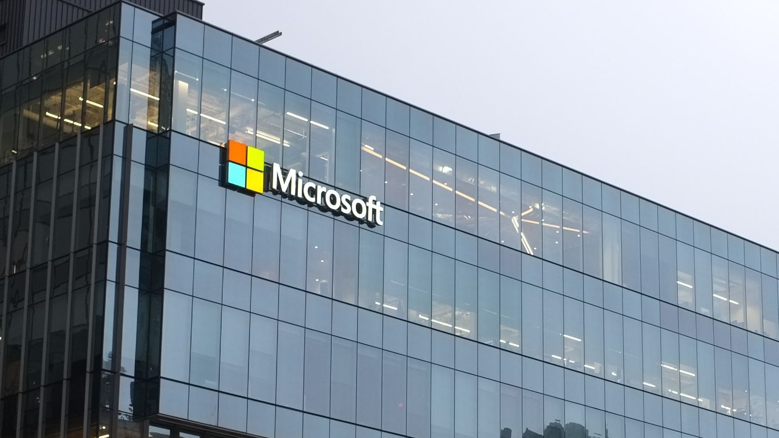 Microsoft потратит $16 млрд на покупку компании-разработчика технологии распознавания речи