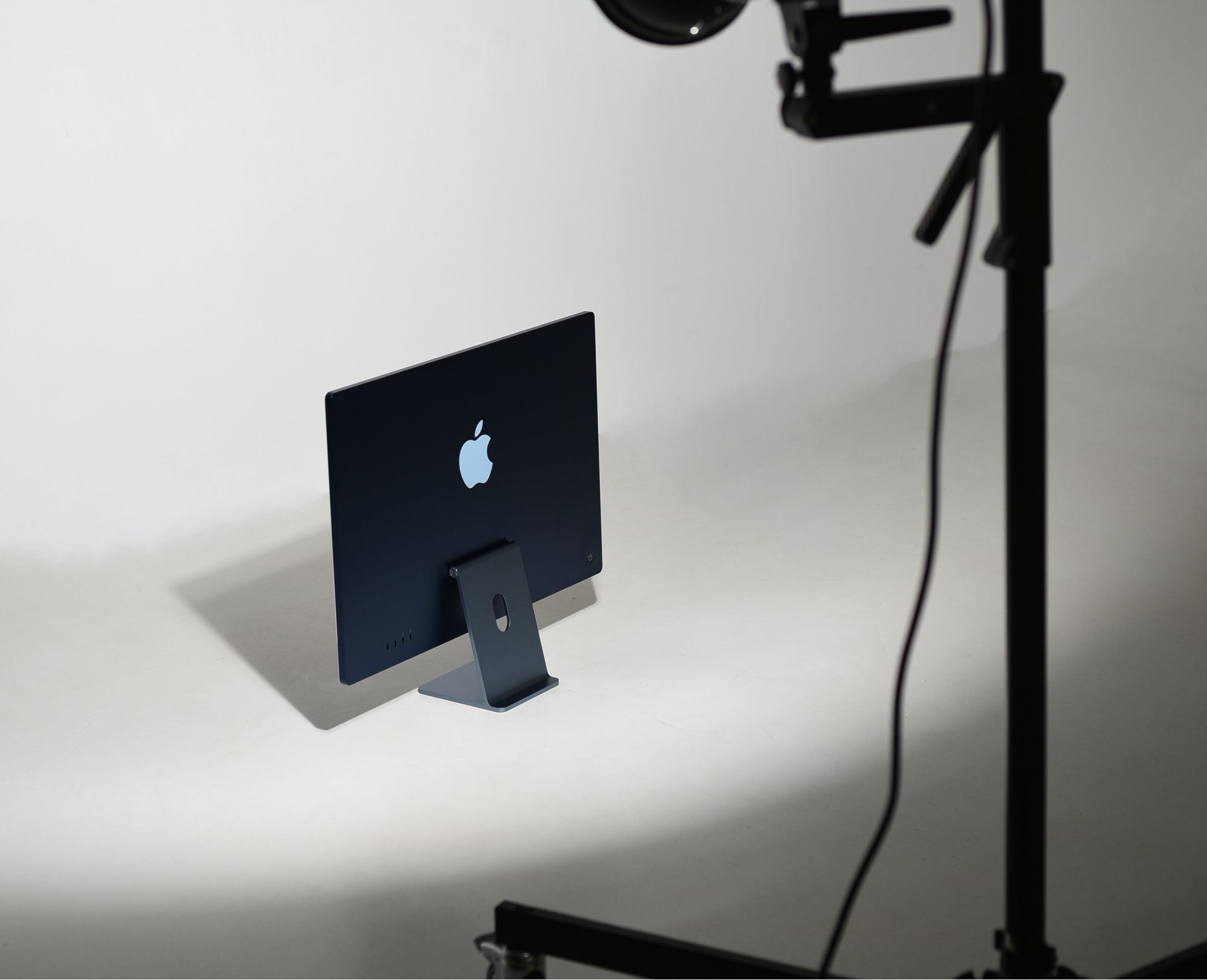 Обзор iMac (2021) на M1 или как Apple возродила iMac G3