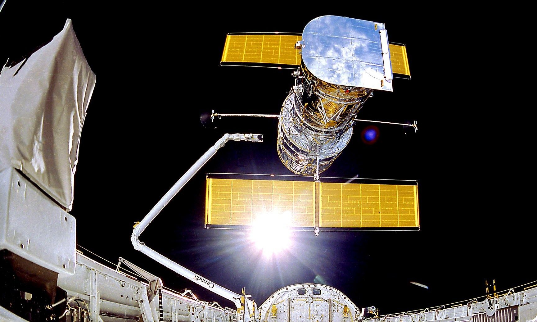 NASA удалось запустить телескоп «Хаббл» после месяца затишья