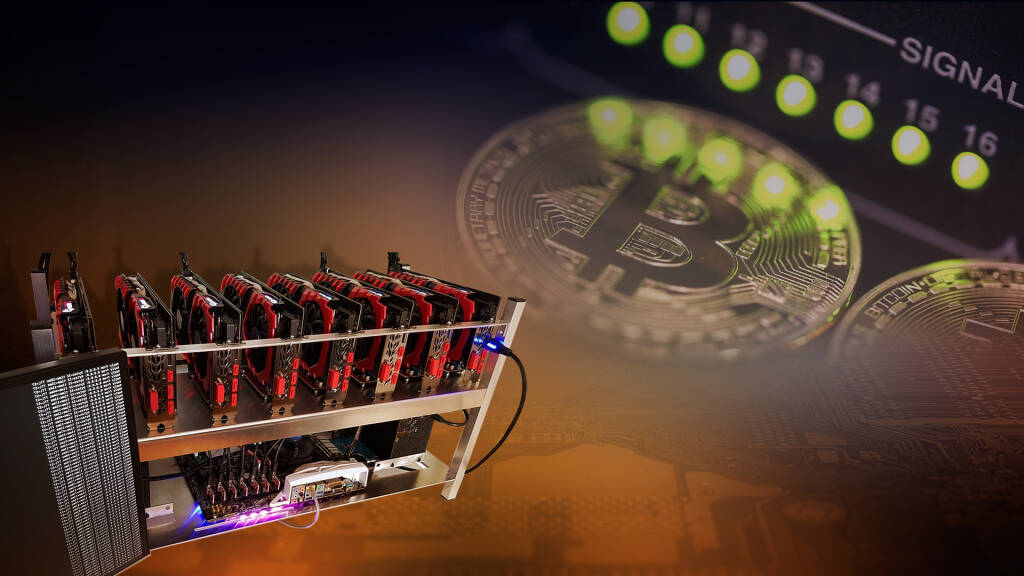 Майнеры биткоина заработали в июле почти $1 млрд