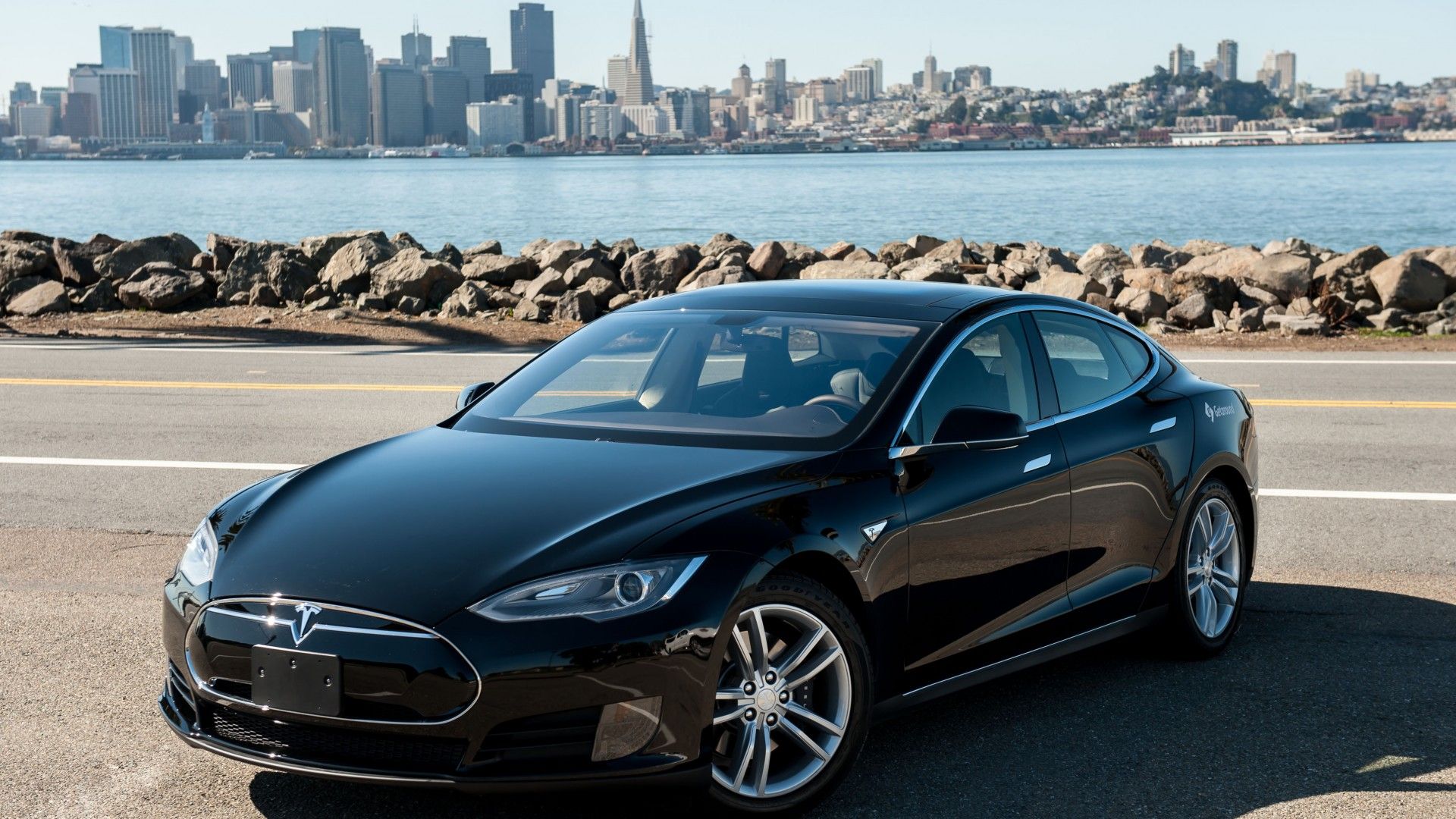 Илон Маск опроверг слух о намерении построить следующее предприятие Tesla в России