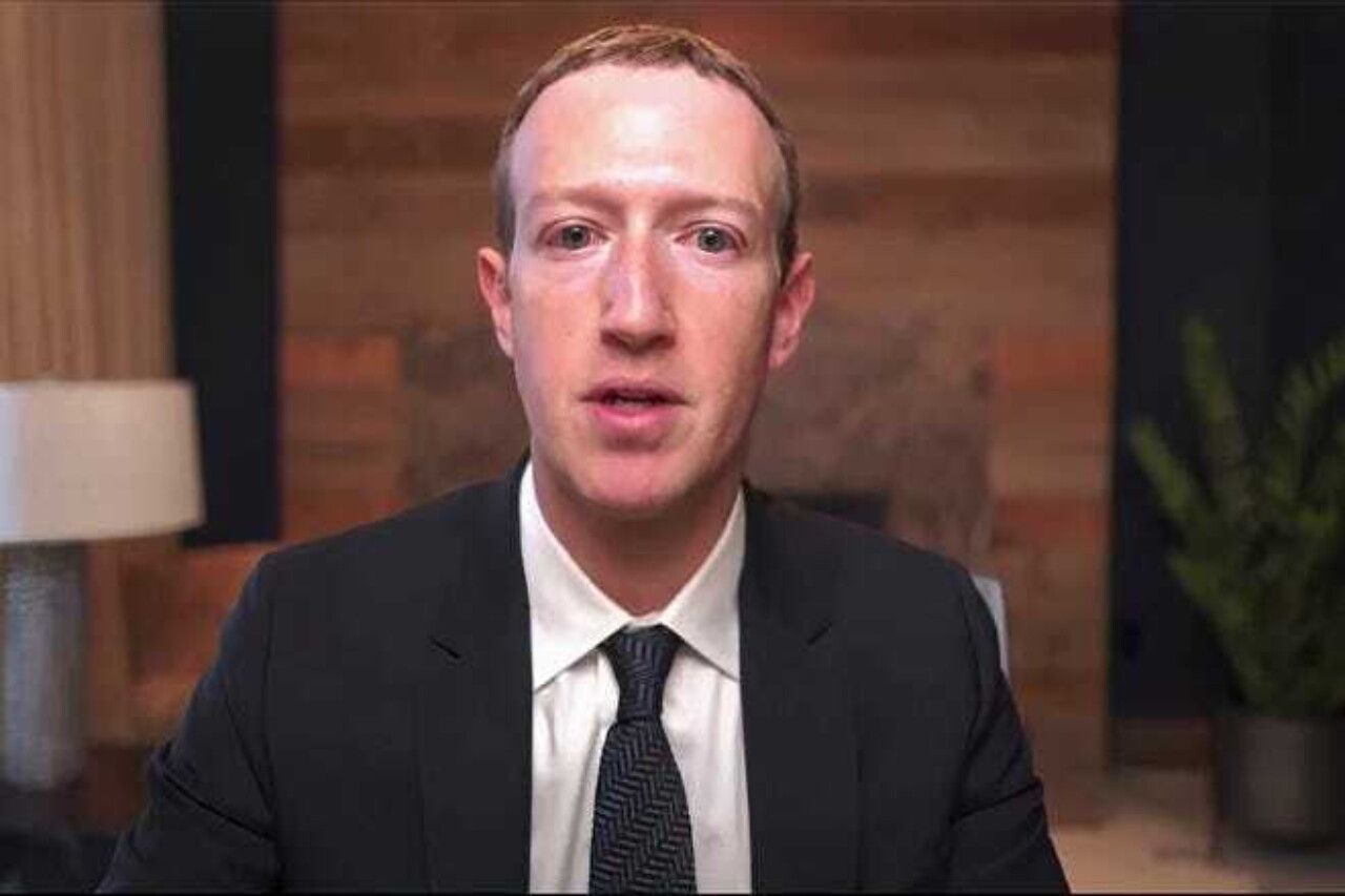 Facebook отвергает статьи WSJ о внутренних исследованиях