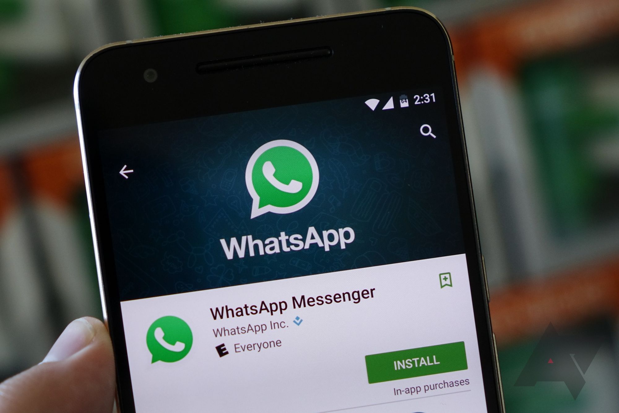 Экс-директор по безопасности Facebook раскритиковал обвинения против WhatsApp из-за дешифровки сообщений
