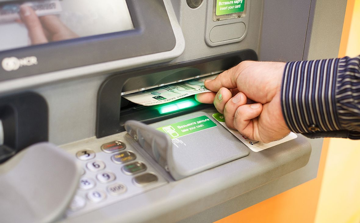 Исследование показало, как подсмотреть PIN-код в банкоматах, если его прикрывают руками