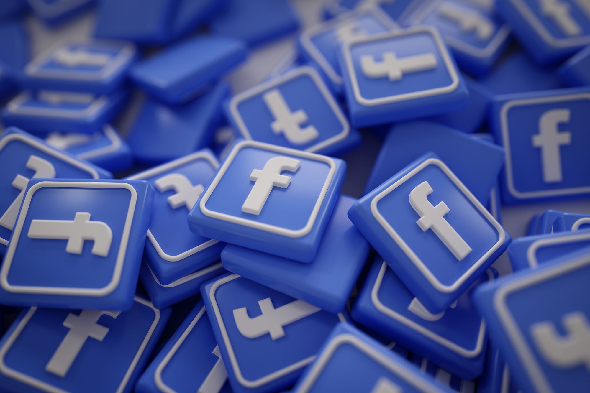 Facebook запретил российским государственным СМИ рекламу и монетизацию на платформе