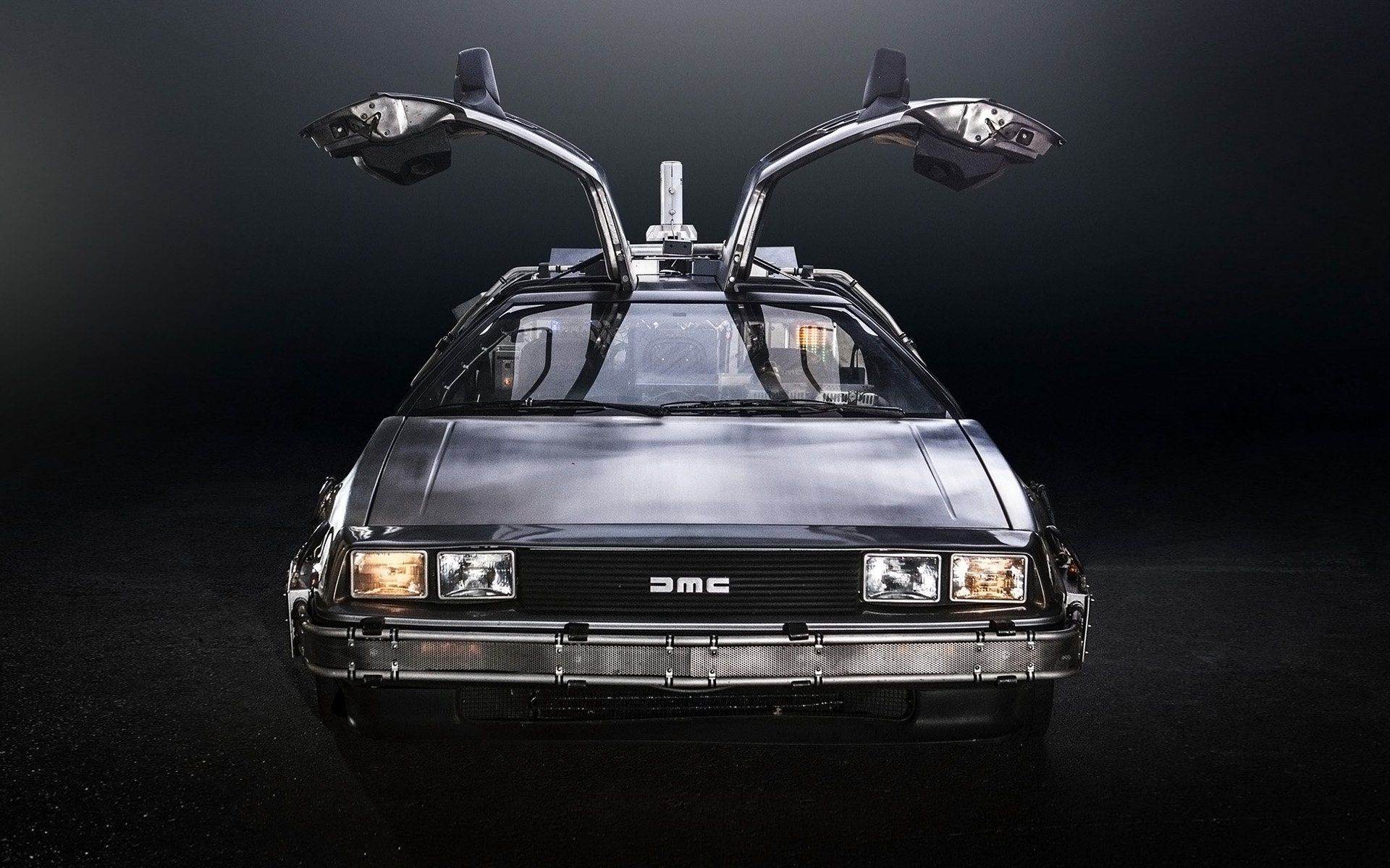 Легендарную DeLorean возродят в качестве электрокара