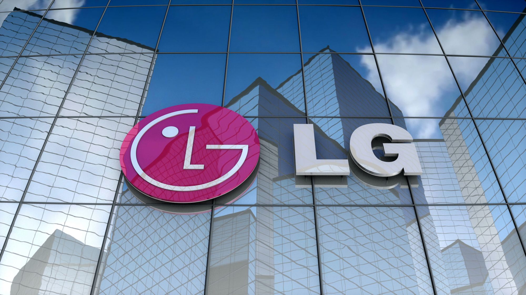 Компания LG приостановила все поставки в Россию