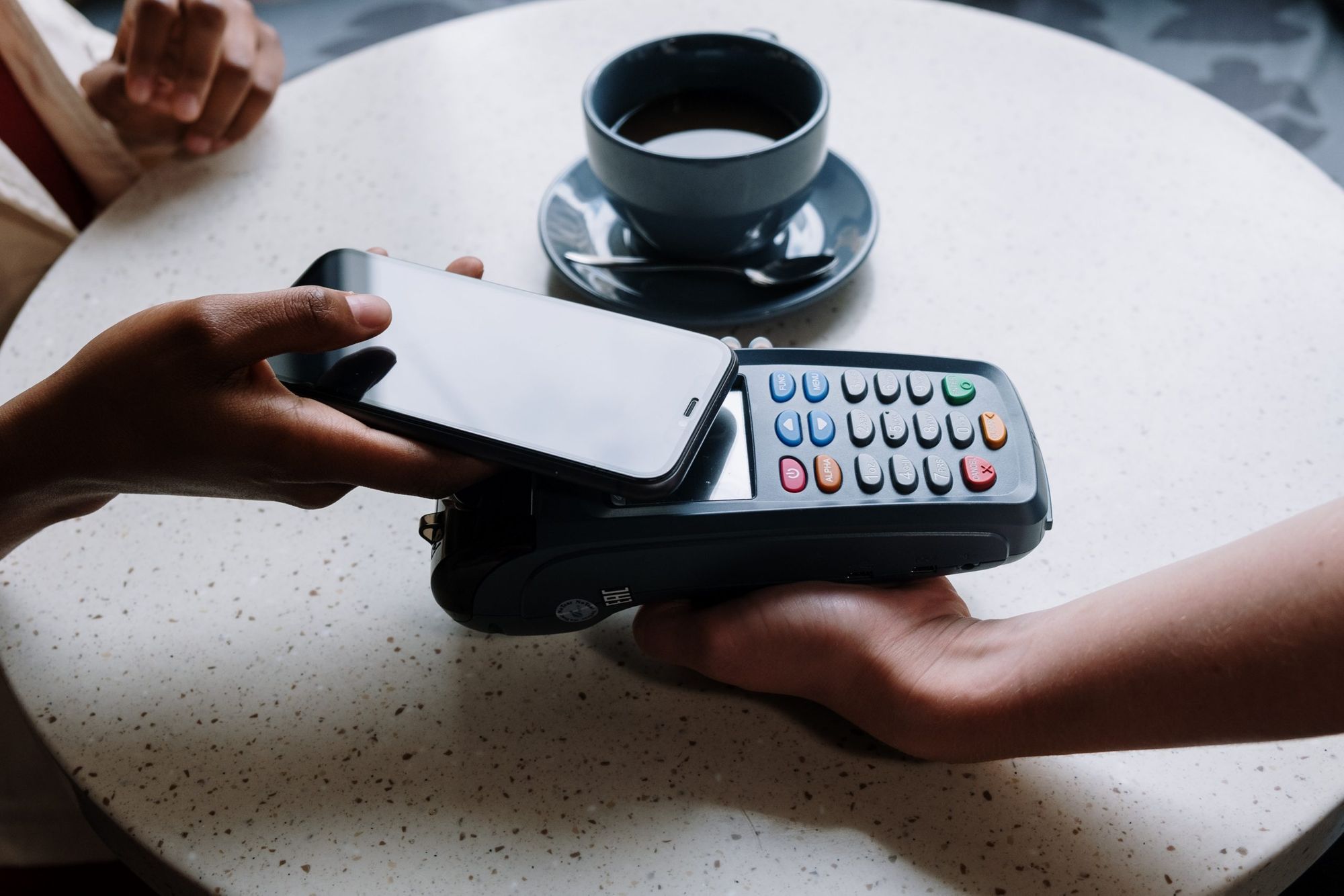 Российские банки запустят замену Apple Pay и Google Pay с 1 апреля