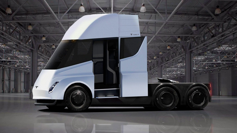 Tesla начала принимать предзаказы на электрические грузовики Semi