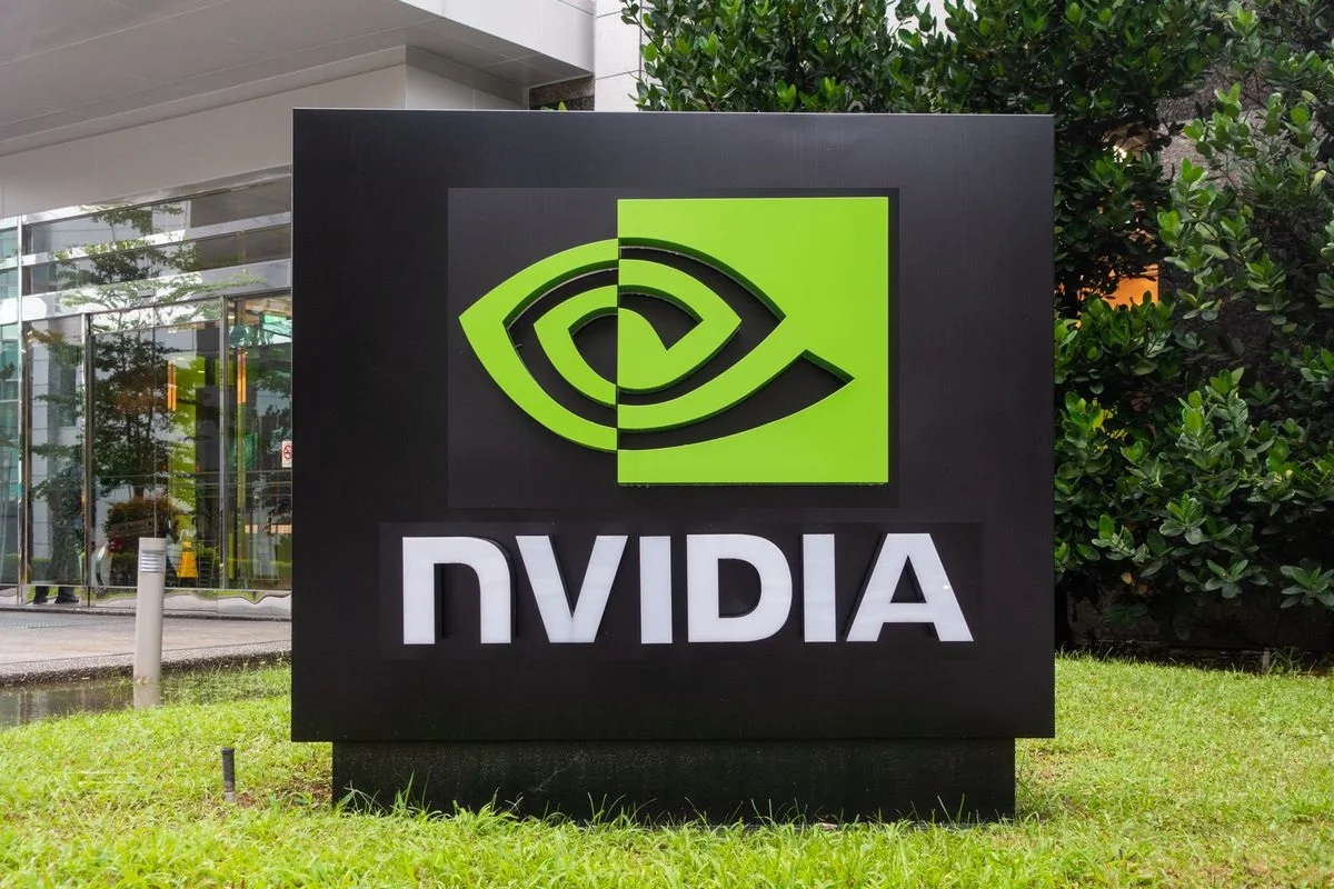 NVIDIA заявила, что её бизнес вне политики и опровергла слухи о своём уходе из России