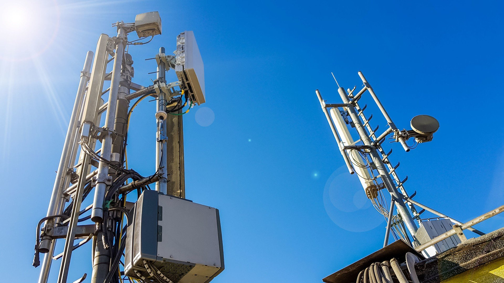 В России разработали 5G антенну, адаптирующуюся к условиям передачи информации