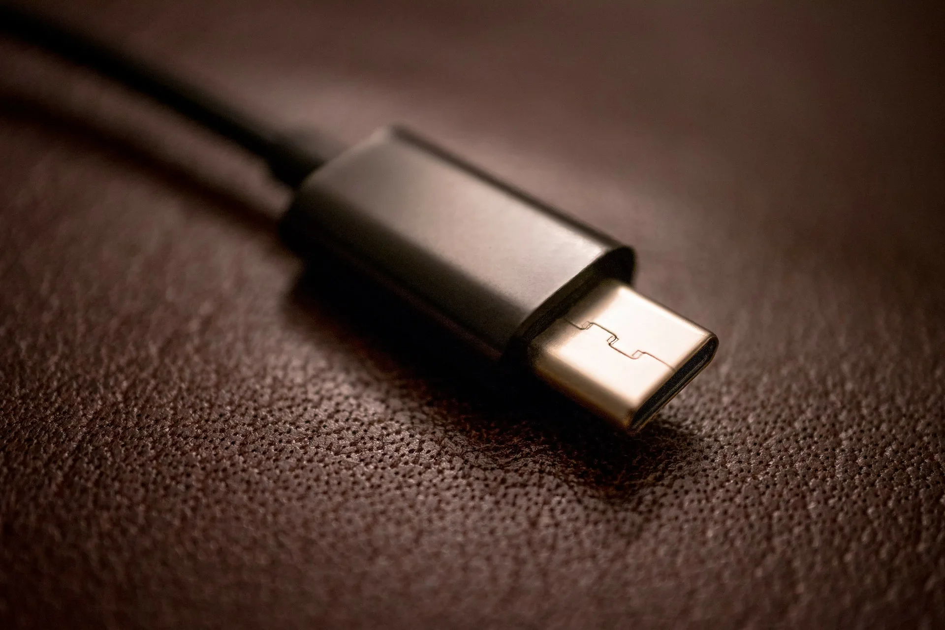 Евросоюз утвердил переход всех смартфонов на разъём USB Type-C к 2024 году