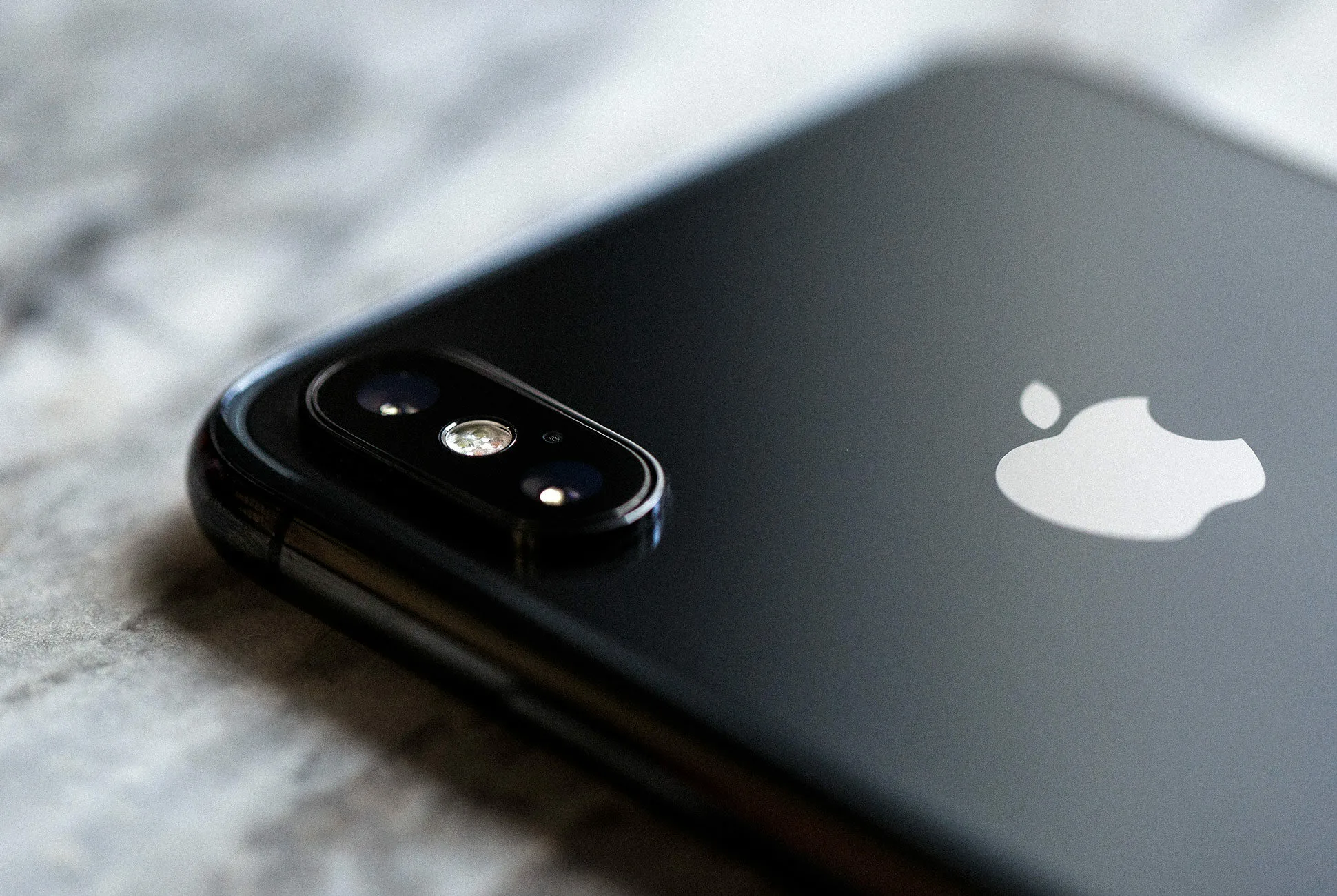 В Китае резко снизилась популярность iPhone
