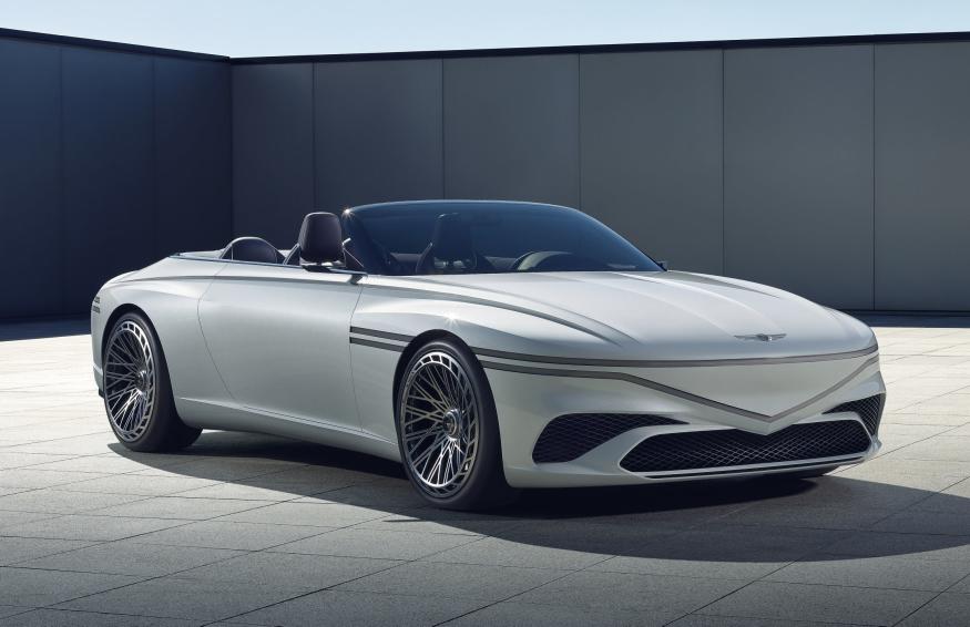 Genesis представила концепт электрокара X Convertible