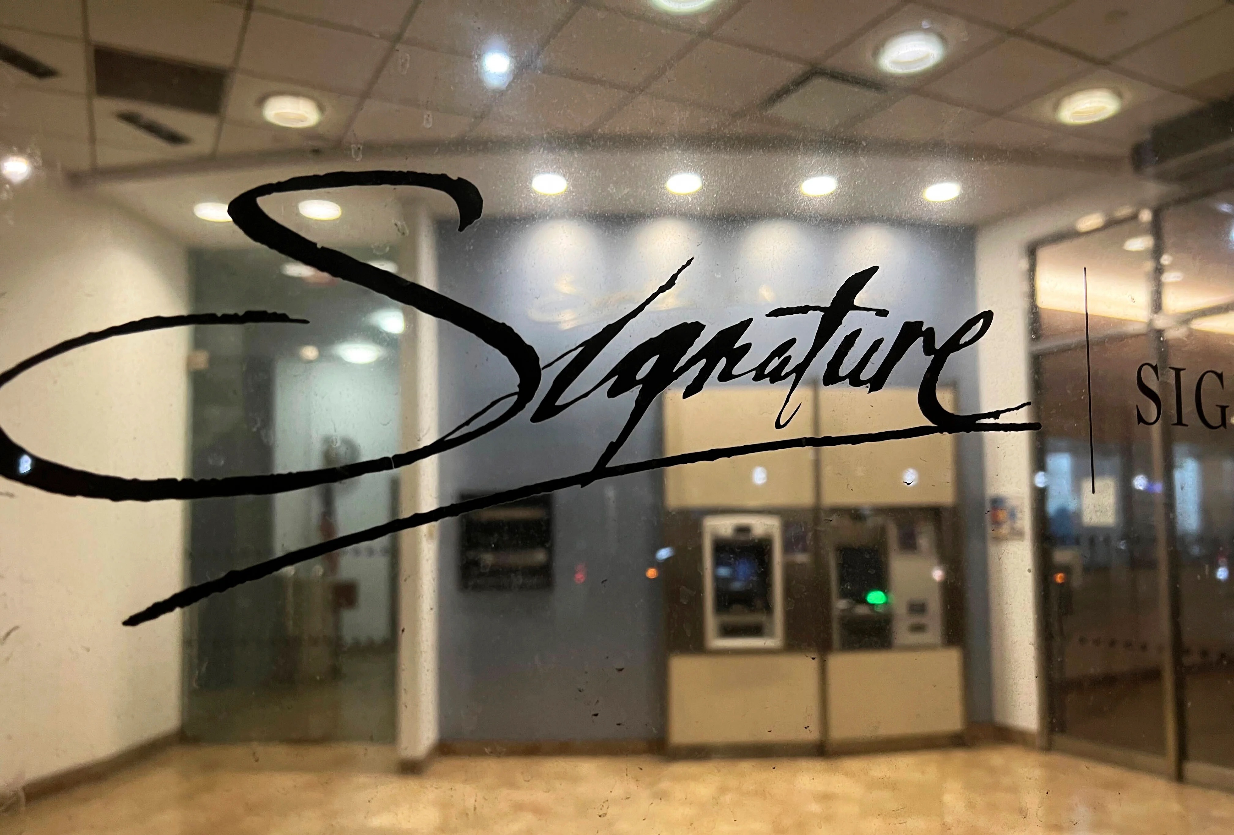 В США рухнул третий за неделю банк — теперь это Signature