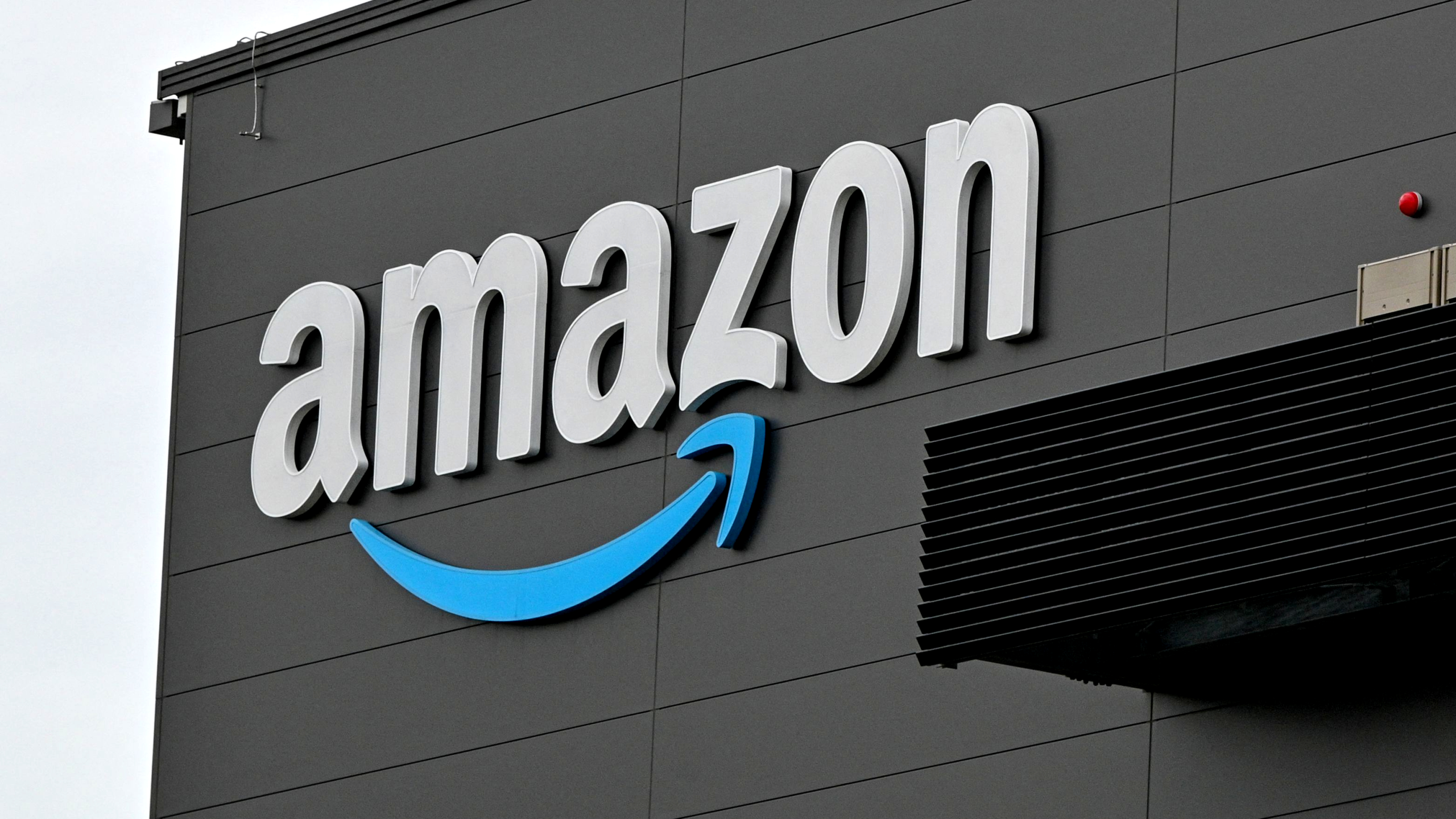 Amazon уволит ещё 9000 сотрудников — дополнительно к 18 000, сокращённым в январе