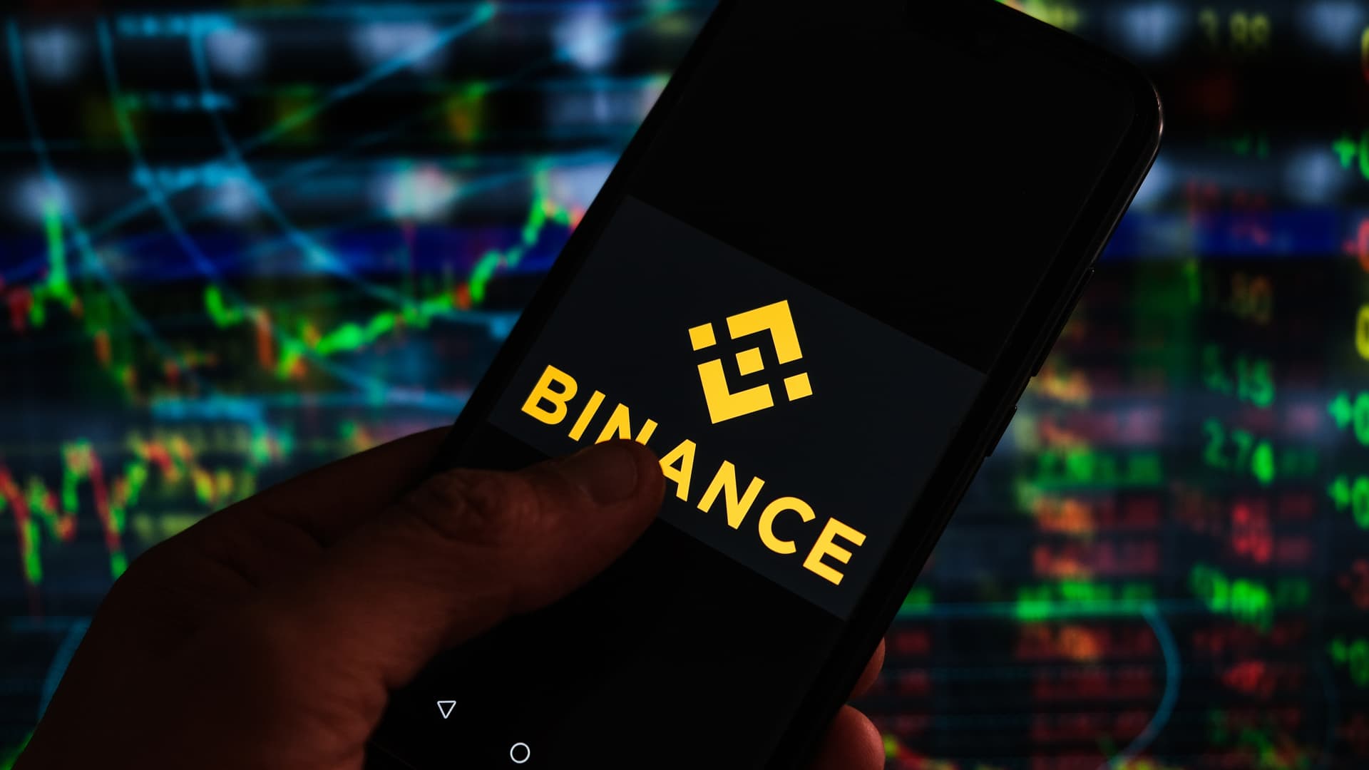На Binance вернулись российские карты