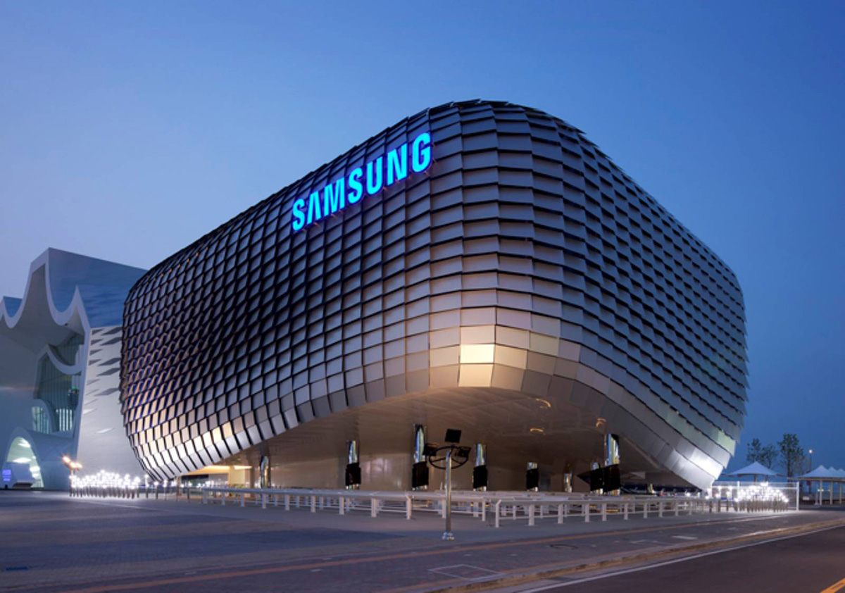 Квартальная операционная прибыль Samsung упала на 96%