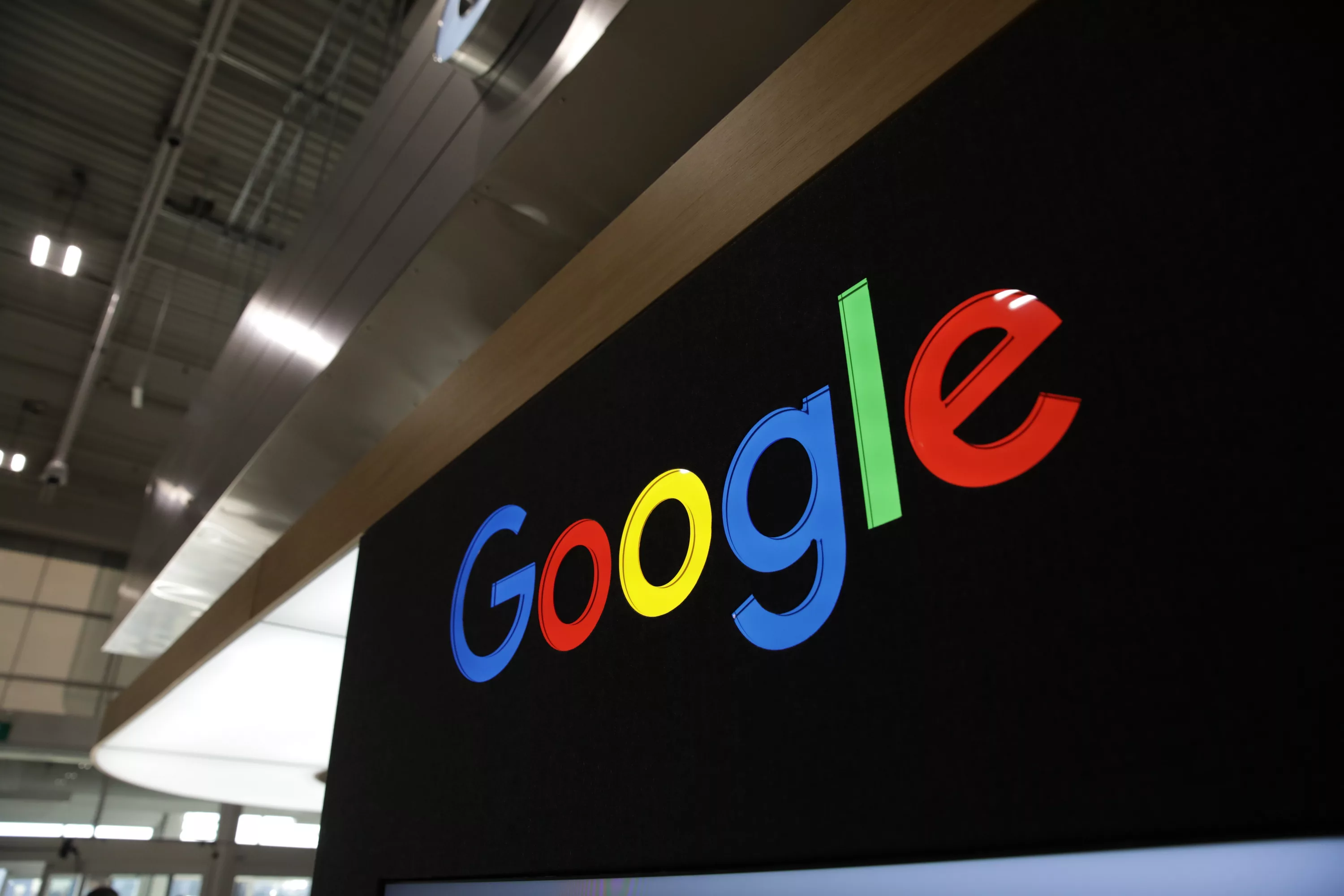В Google появилась авторизация учётной записи без пароля
