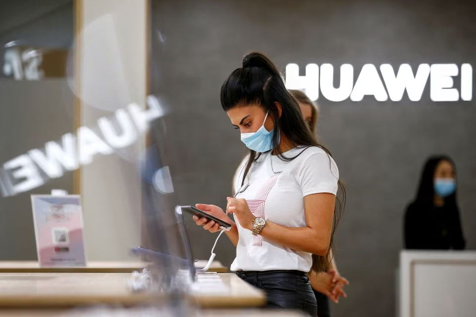 В Huawei заявили о возвращении бизнеса по производству смартфонов на прежние позиции