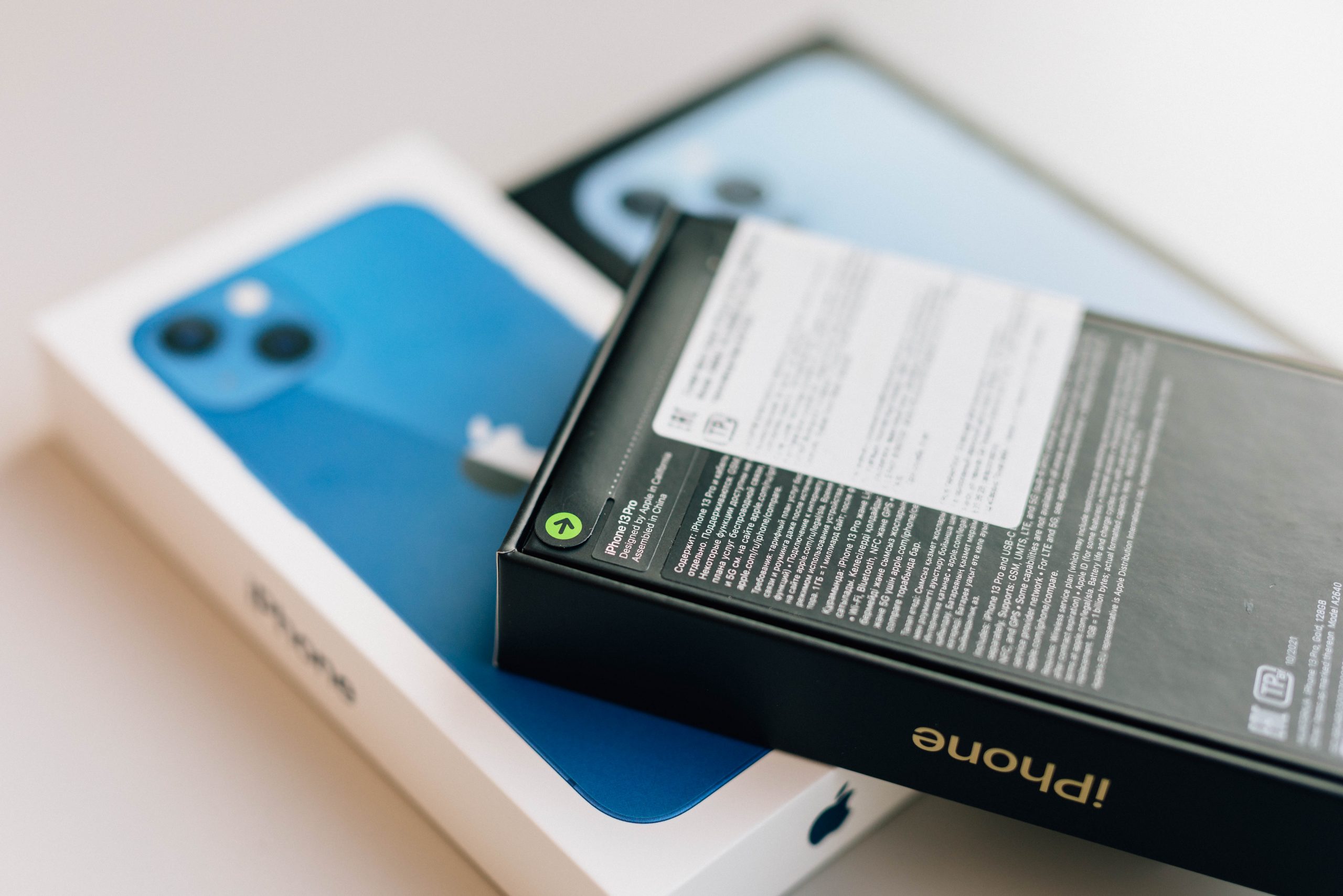 Роскомназдор закупает десятки iPhone и Android-устройств для исследования в рамках «суверенного рунета»