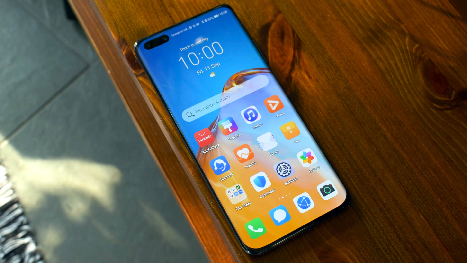 Смартфоны Huawei больше не будут поддерживать Android-приложения