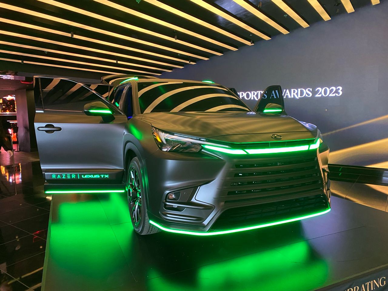 Razer и Lexus представили геймерский кроссовер