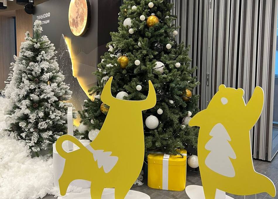 Новогодний Tinkoff Space — каток на крыше, «места силы» и зеленый оазис