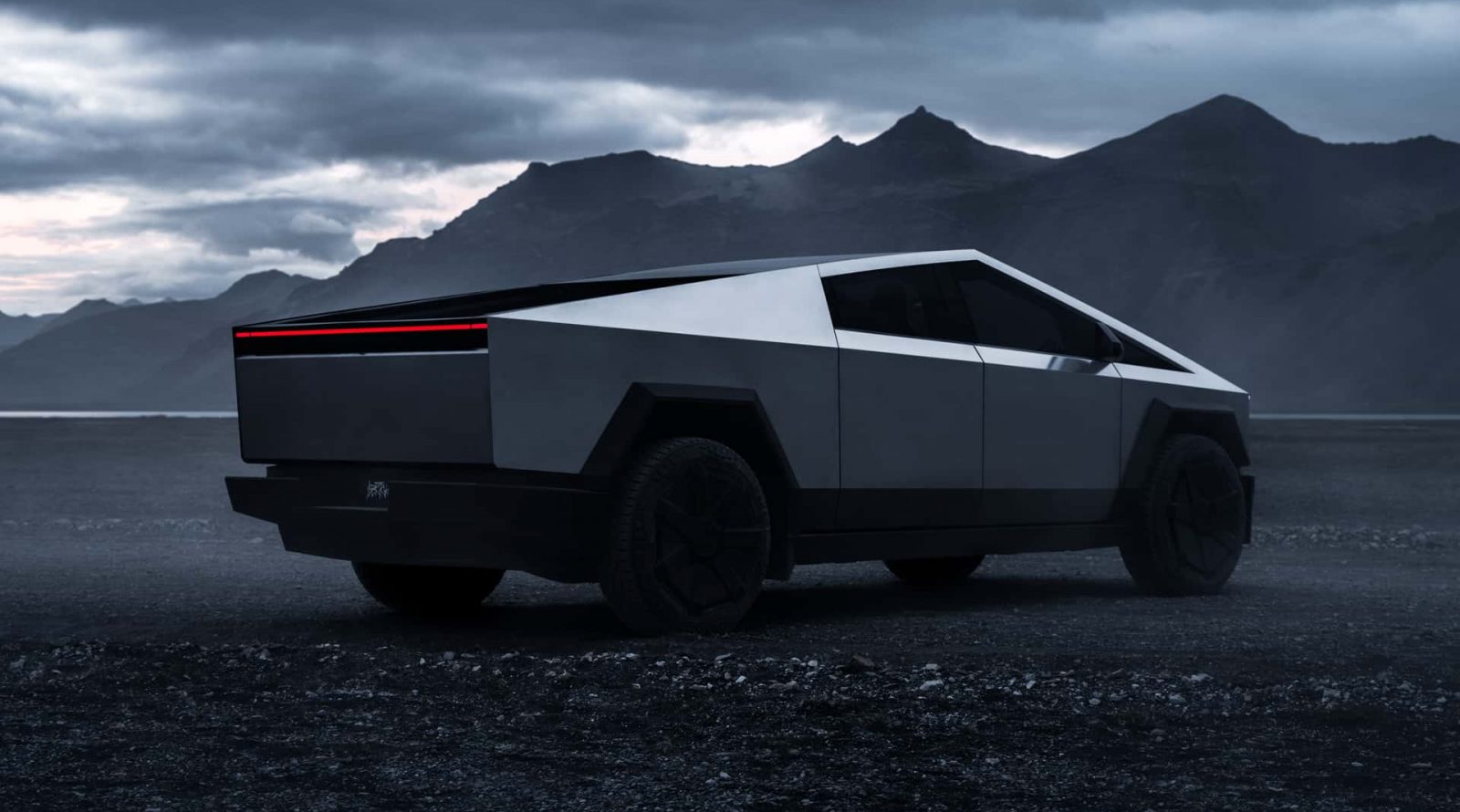 Tesla Cybertruck начали ржаветь